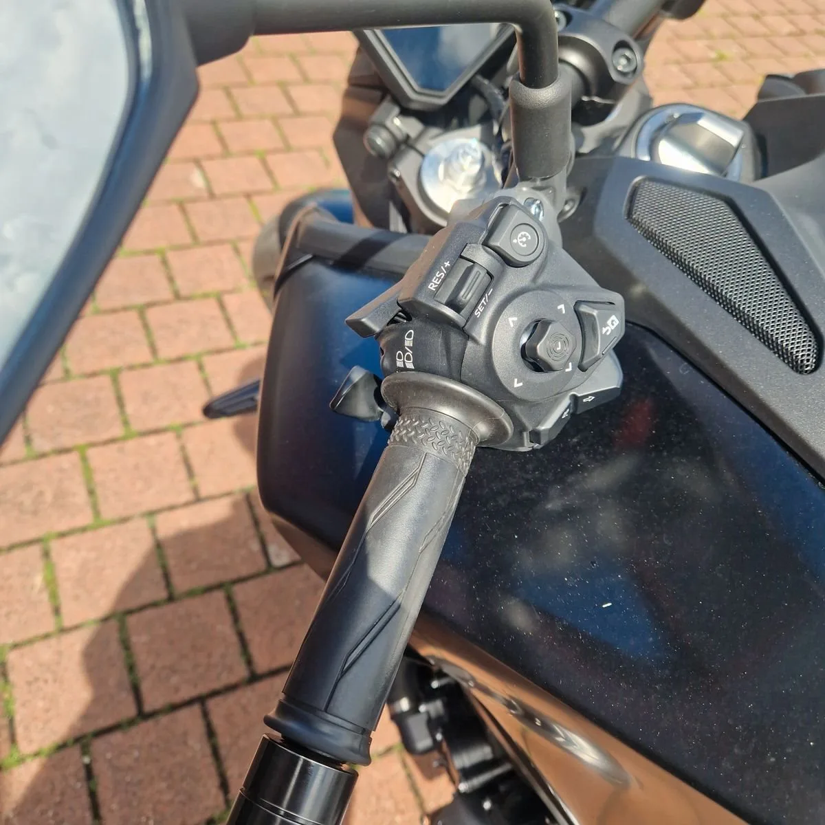 Yamaha MT-09 Y-AMT 35kW