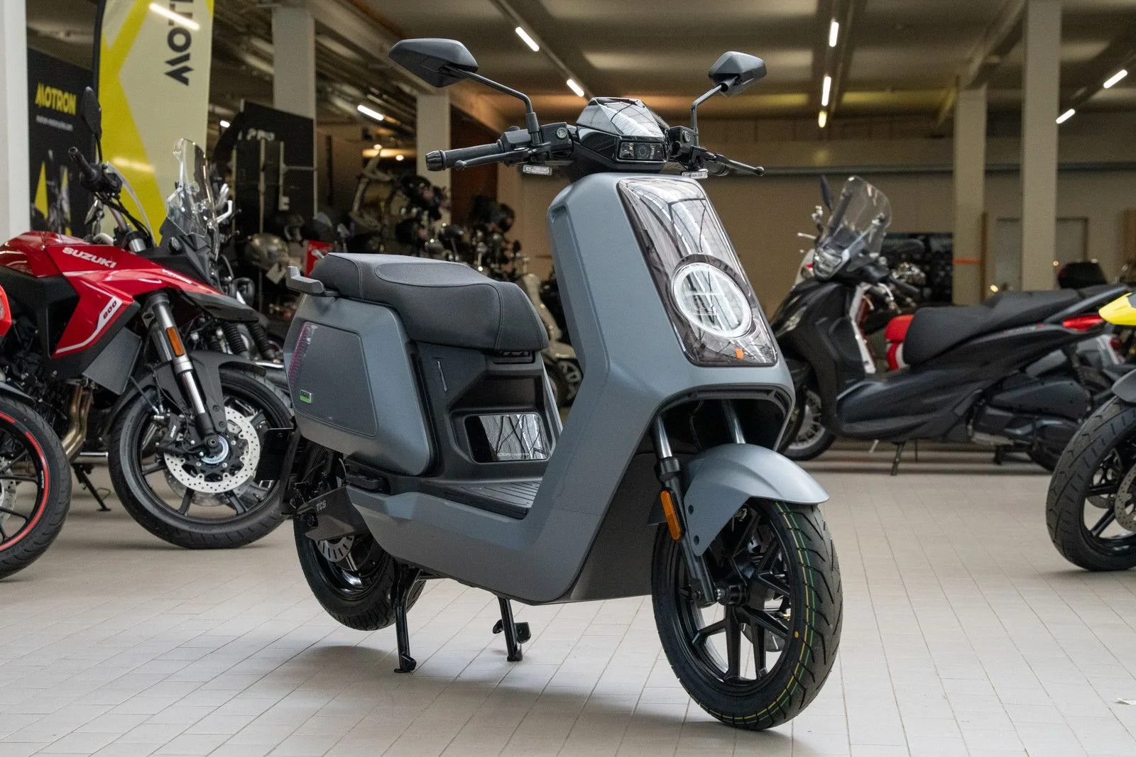NIU NQiX 150