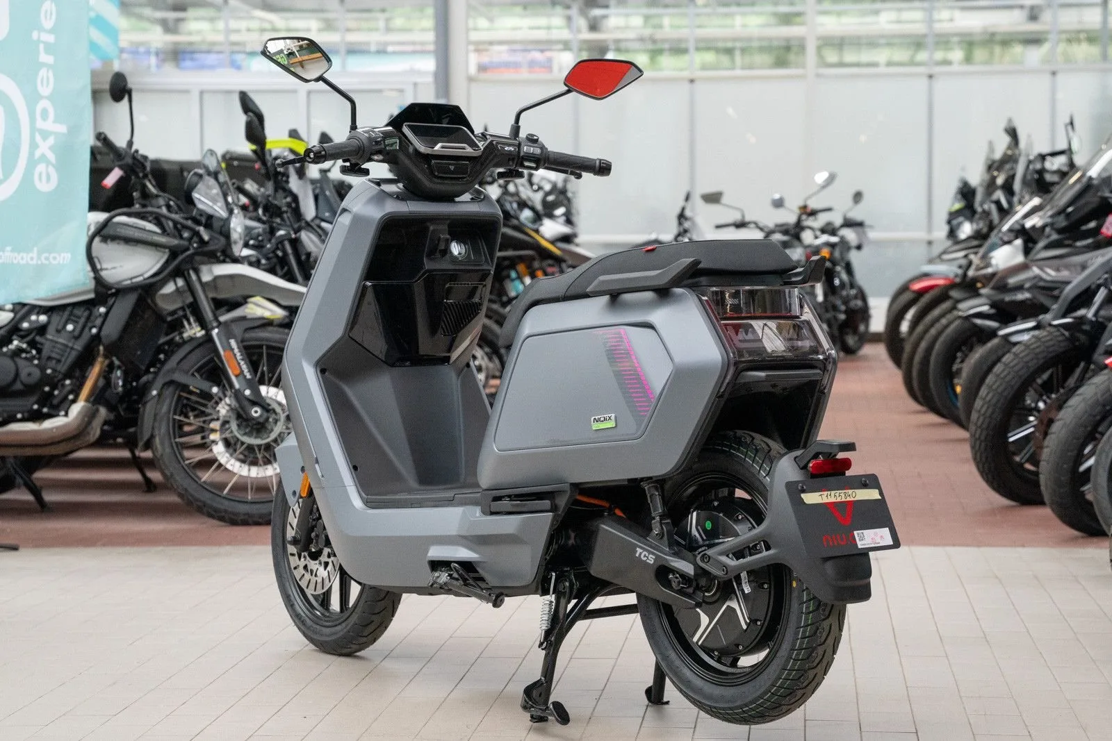 NIU NQiX 150