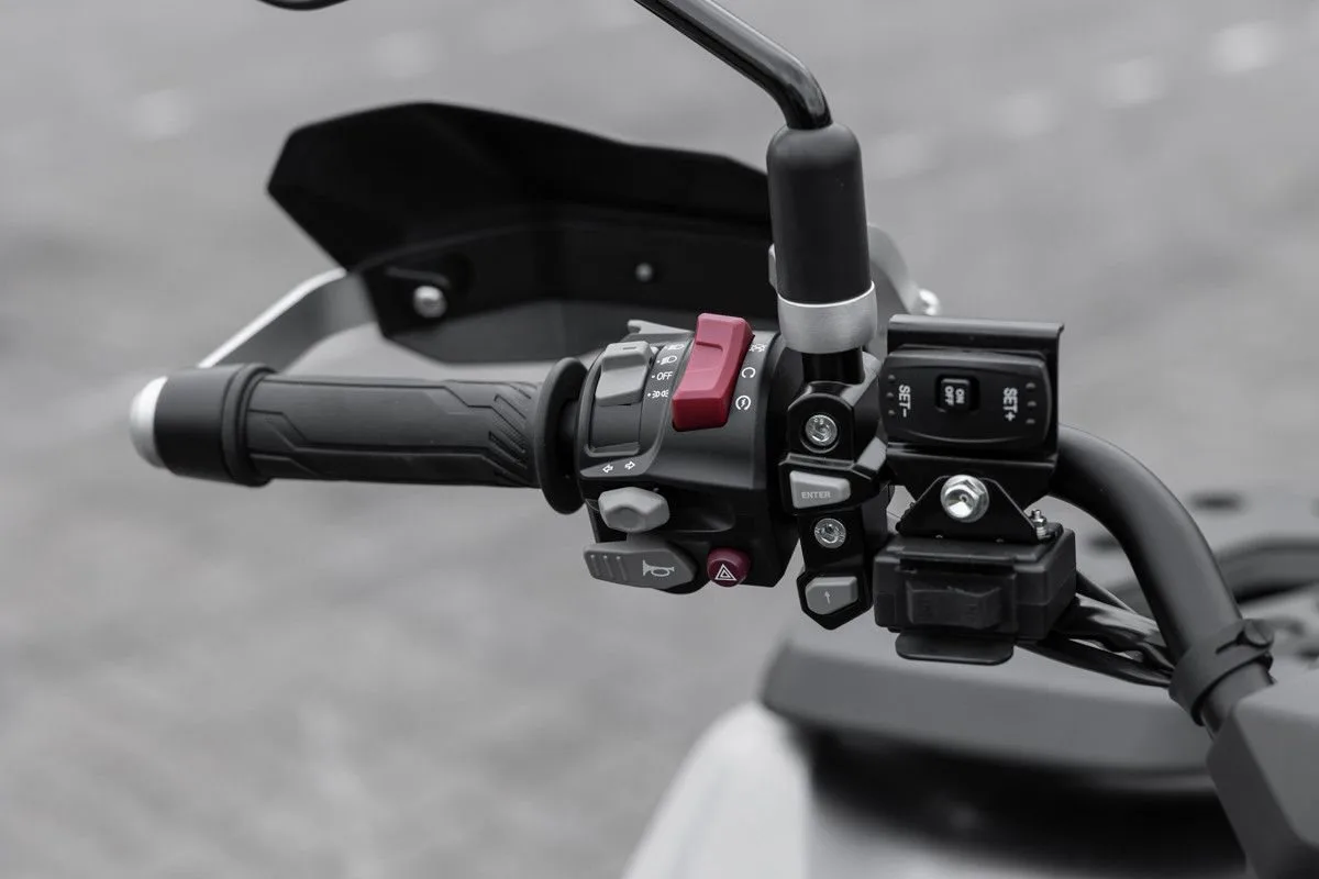 QJ Motor SFA 1000 ABS EPS DLX TOURING