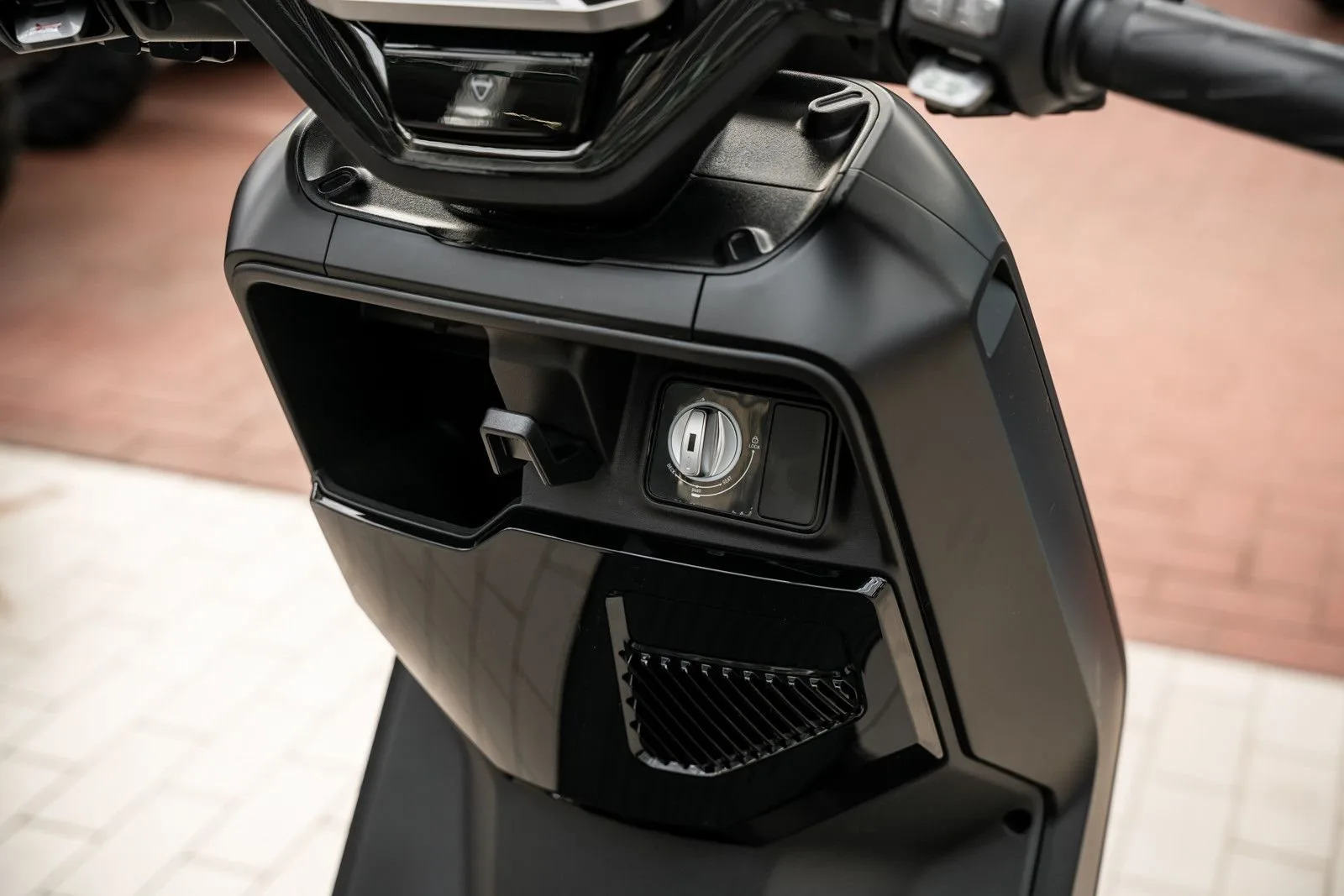 NIU NQiX 500