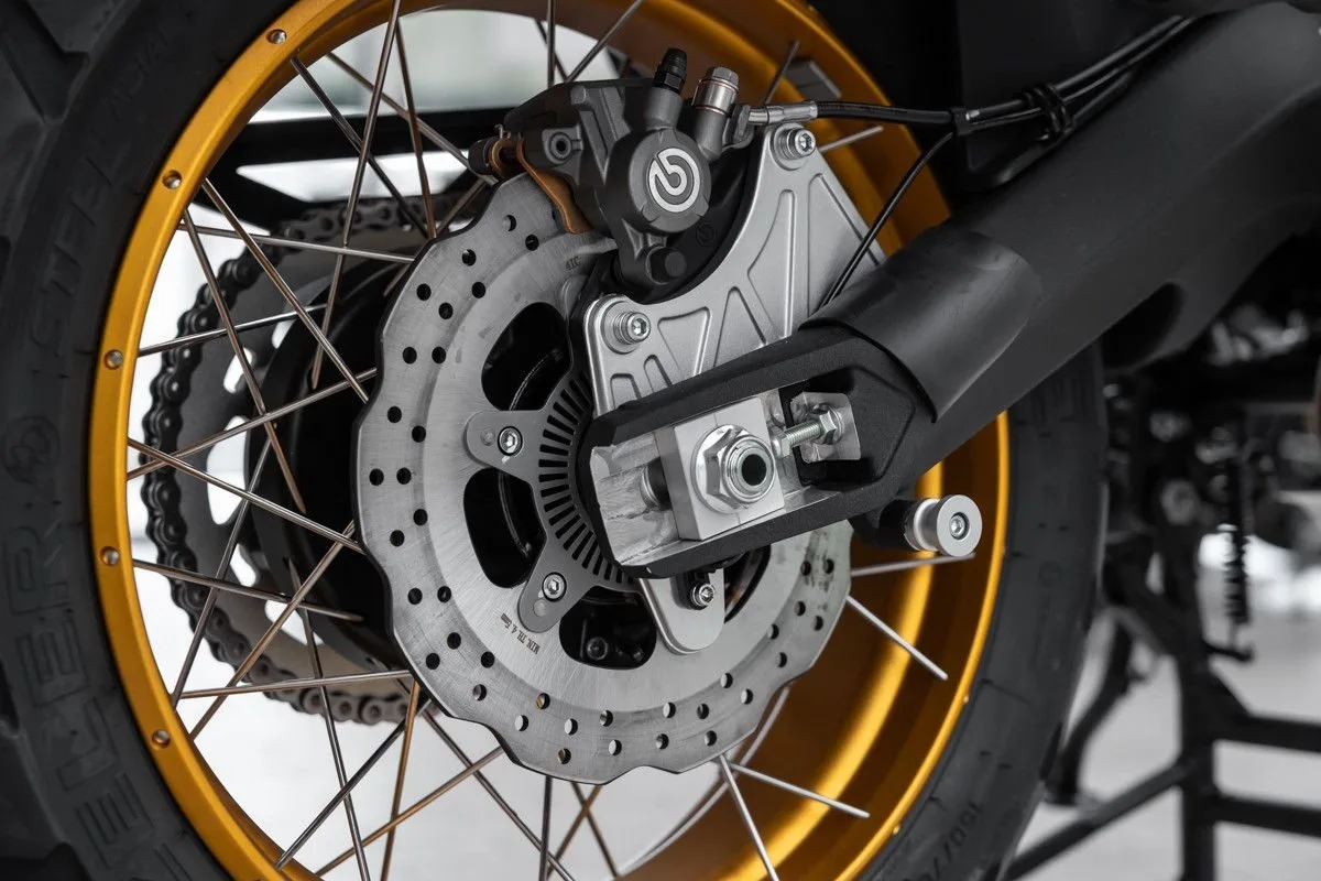 QJ Motor SRT 700 SX