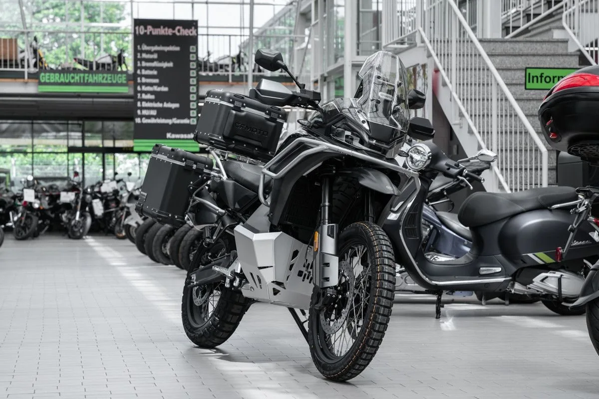CFMOTO 800MT-X