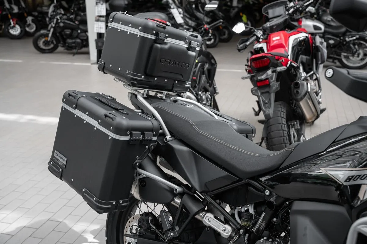CFMOTO 800MT-X