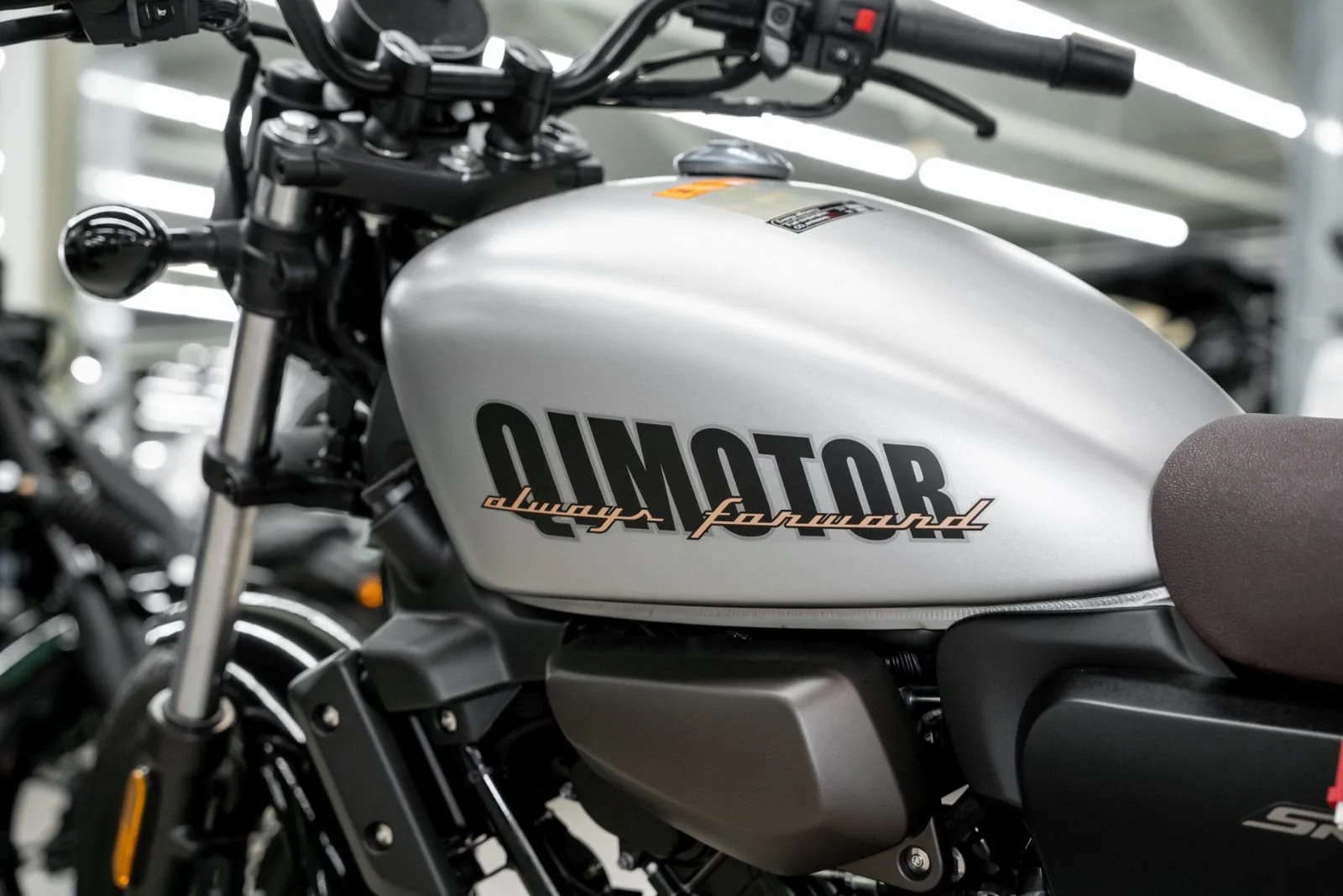 QJ Motor SRV 125