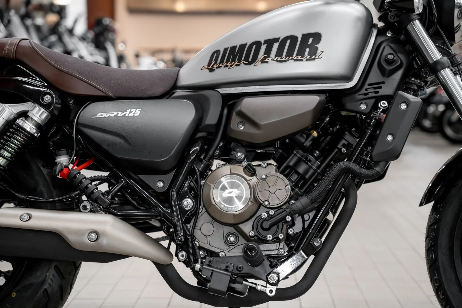 QJ Motor SRV 125