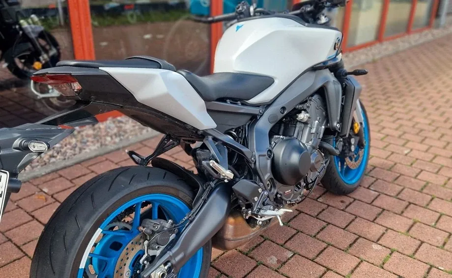 Yamaha MT-09 Y-AMT 35kW