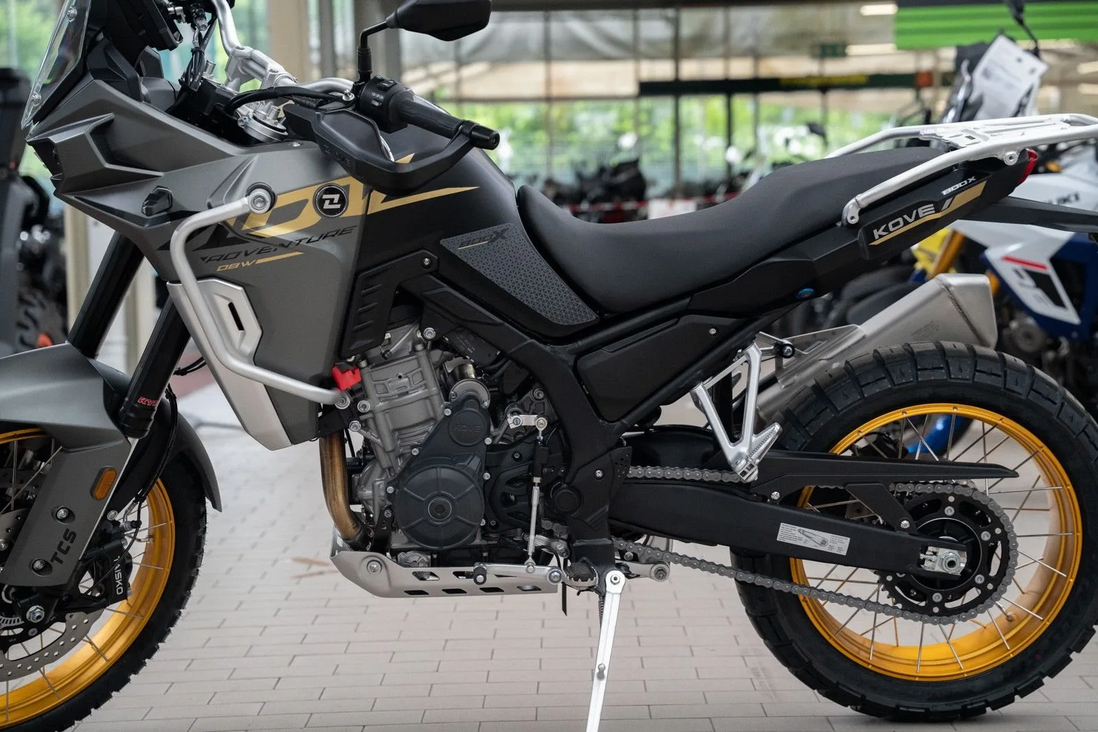 Kove 800X