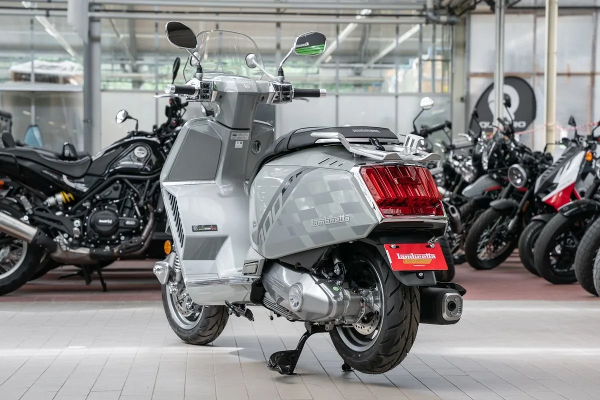 Lambretta X300 GT
