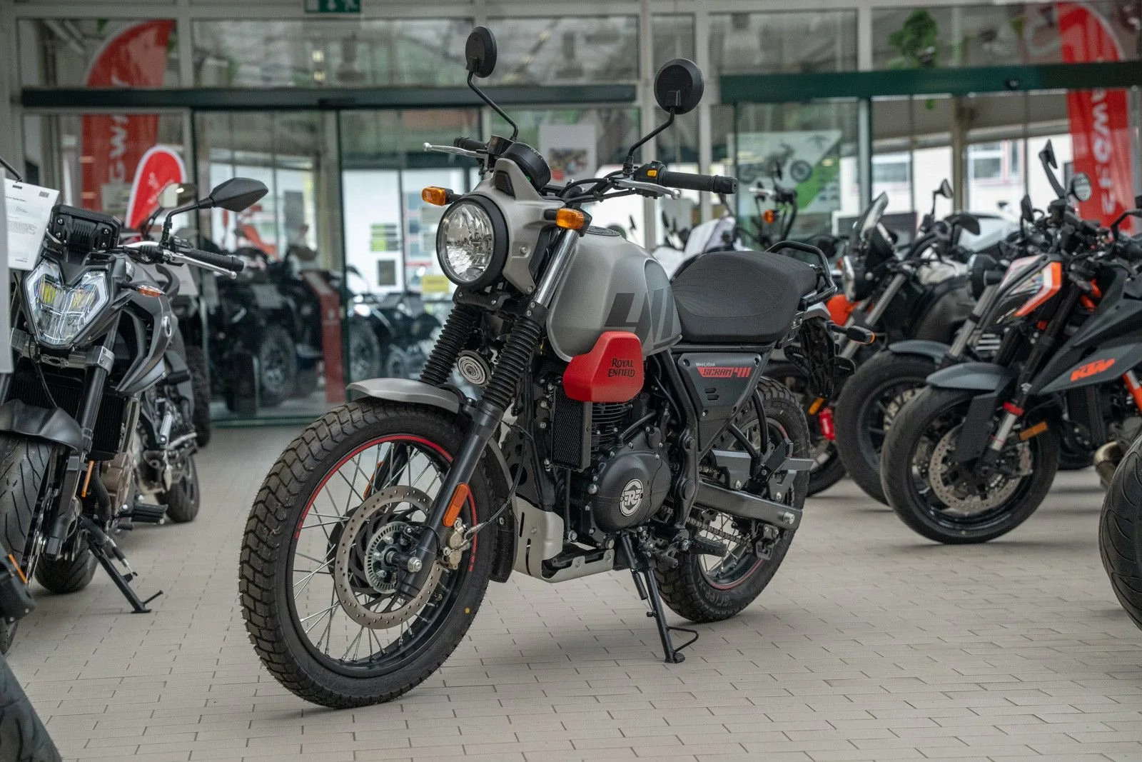 Royal Enfield Scram 411