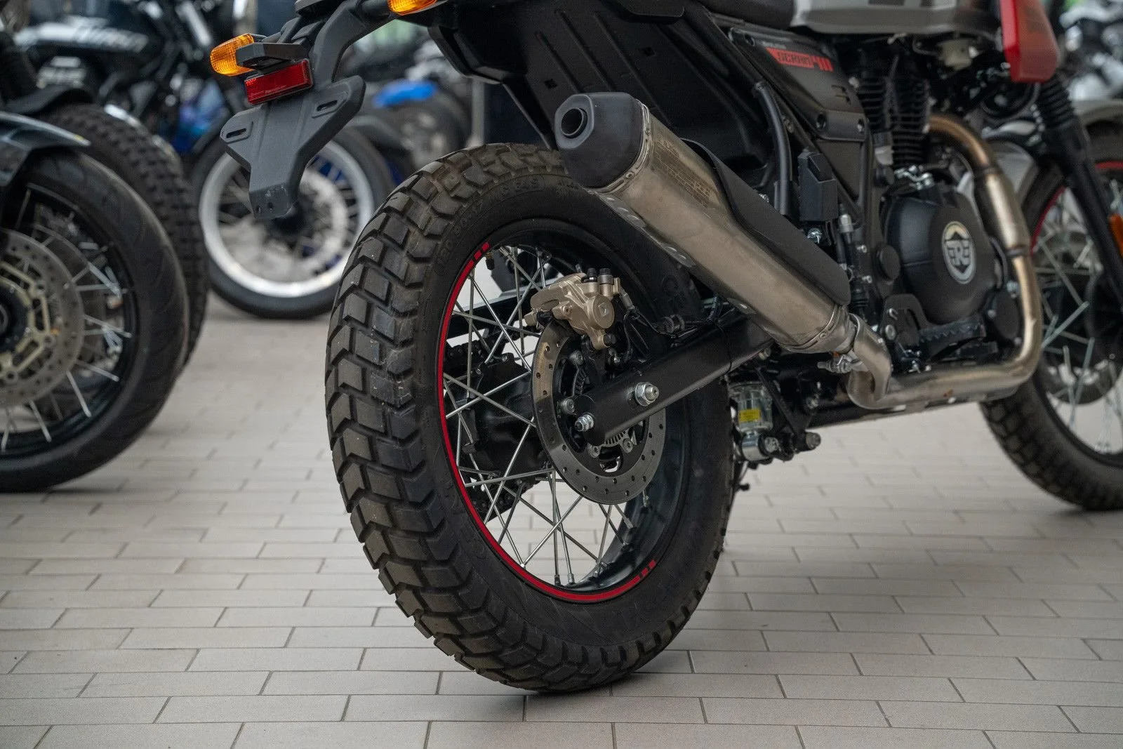 Royal Enfield Scram 411