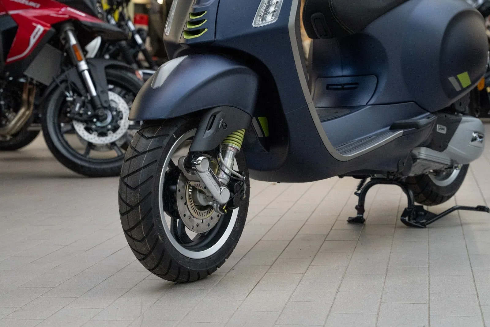 Vespa Primavera Tech 125