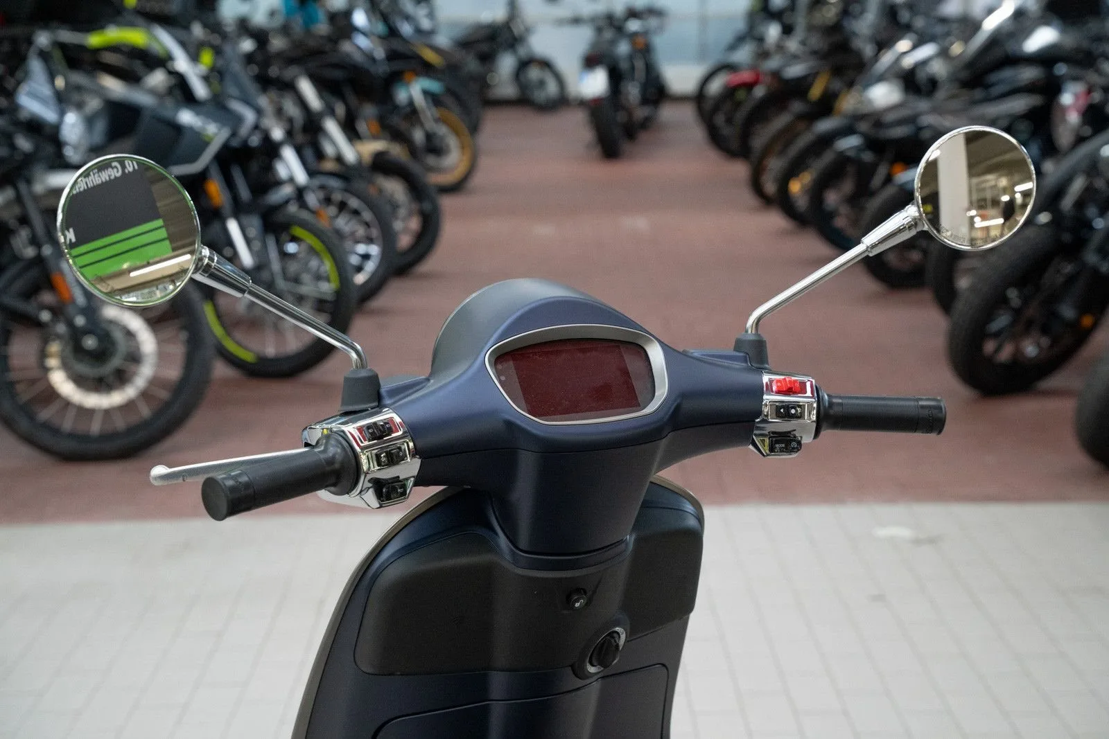 Vespa Primavera Tech 125