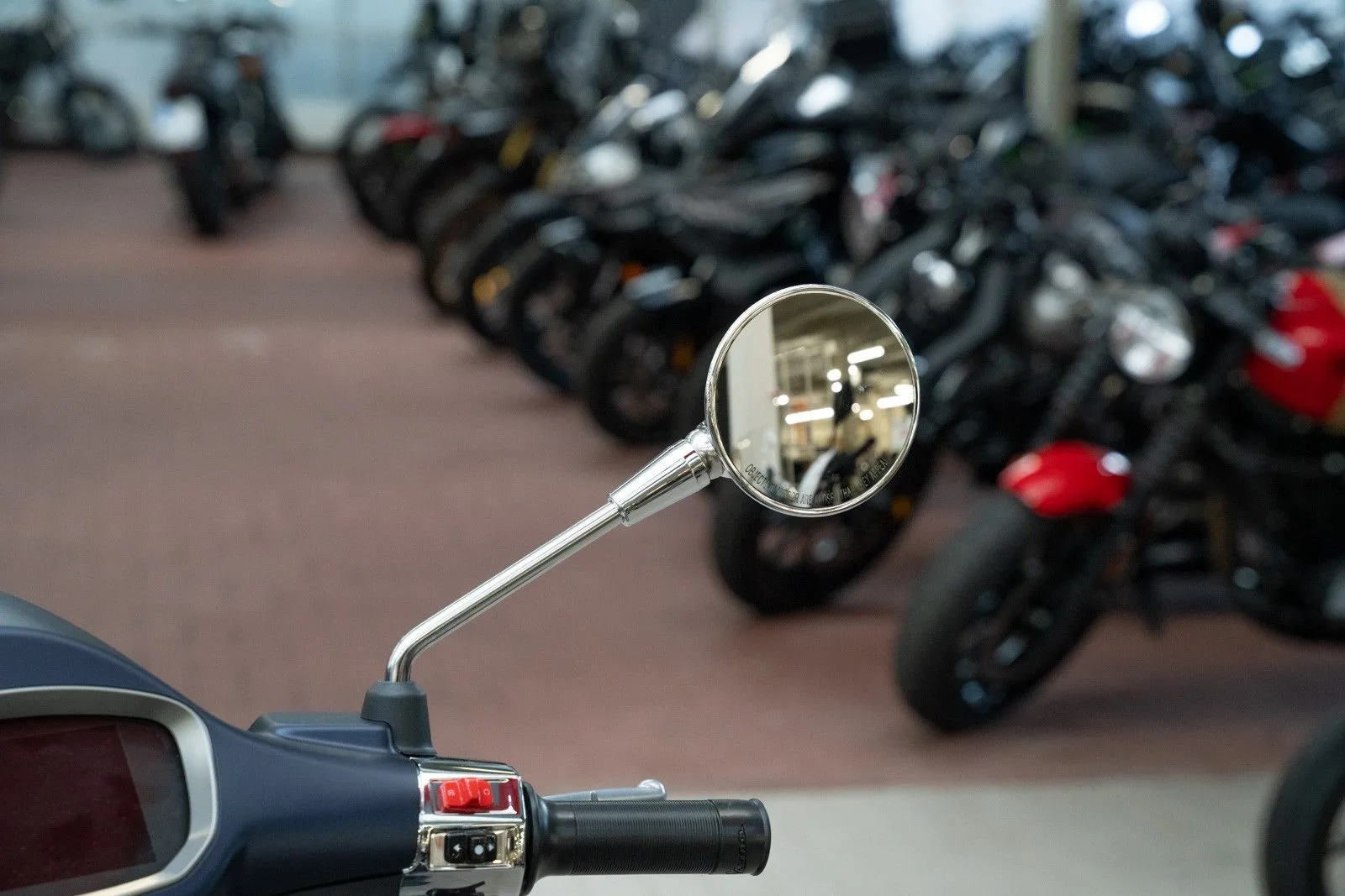 Vespa Primavera Tech 125