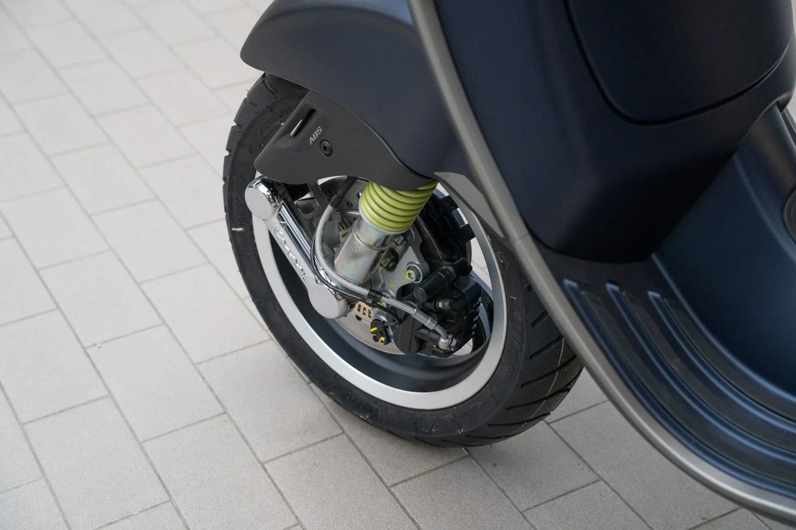 Vespa Primavera Tech 125