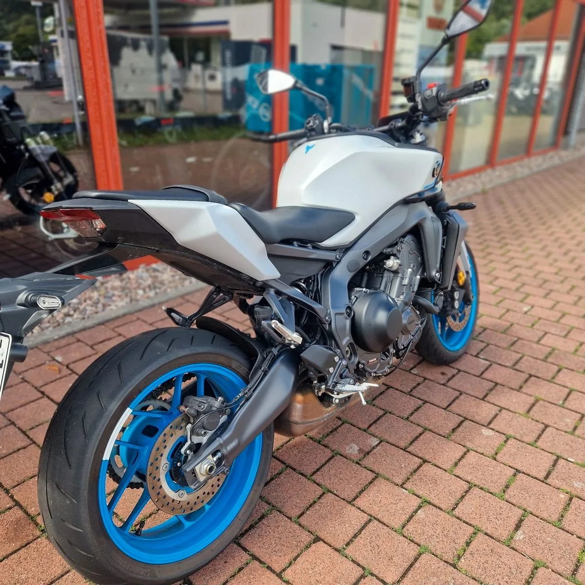 Yamaha MT-09 Y-AMT 35kW