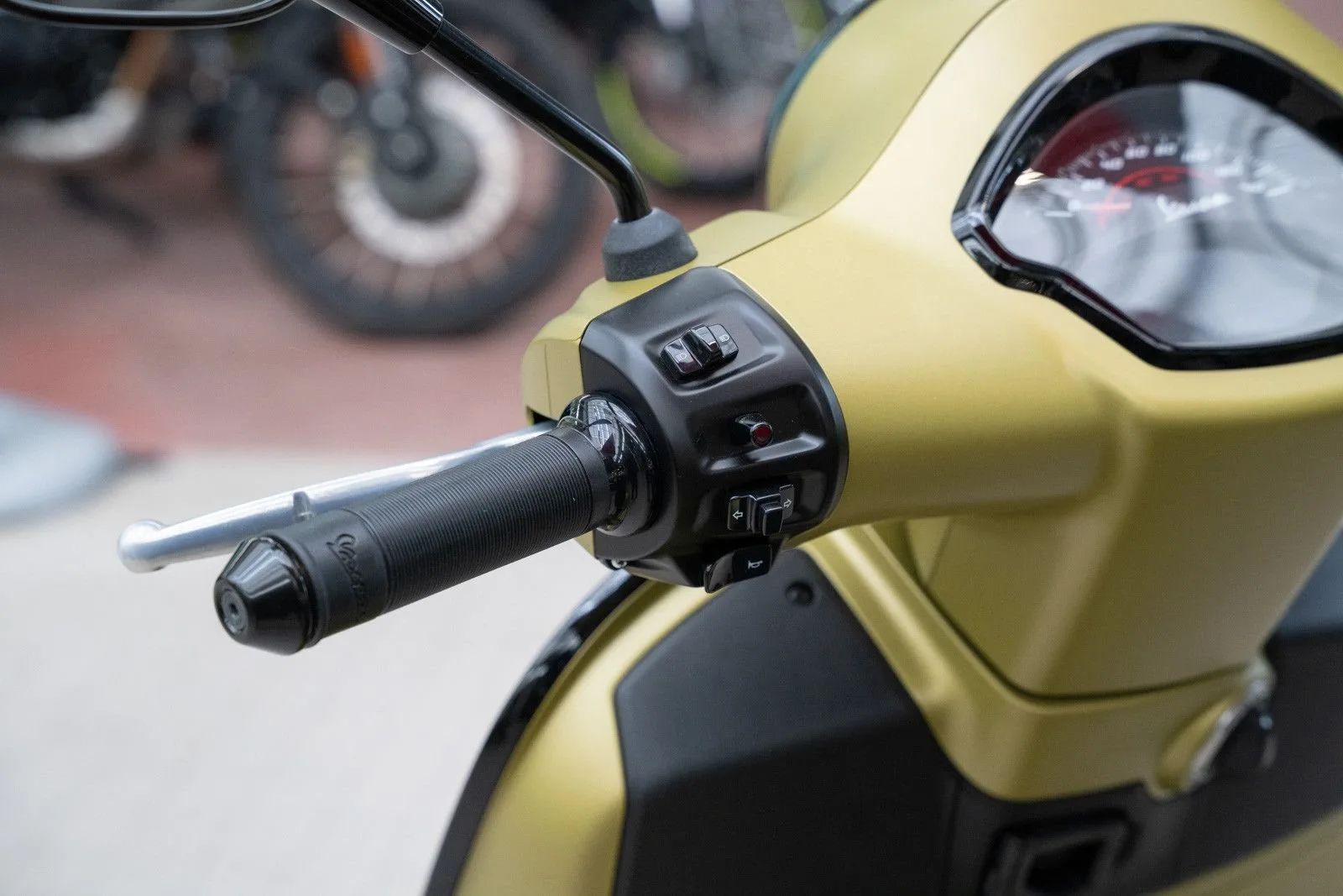 Vespa GTS 125 Supersport iGET