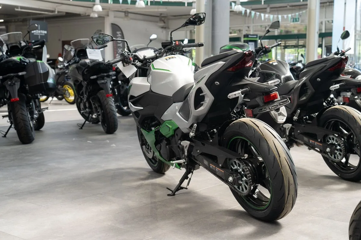 Kawasaki Z7 Hybrid
