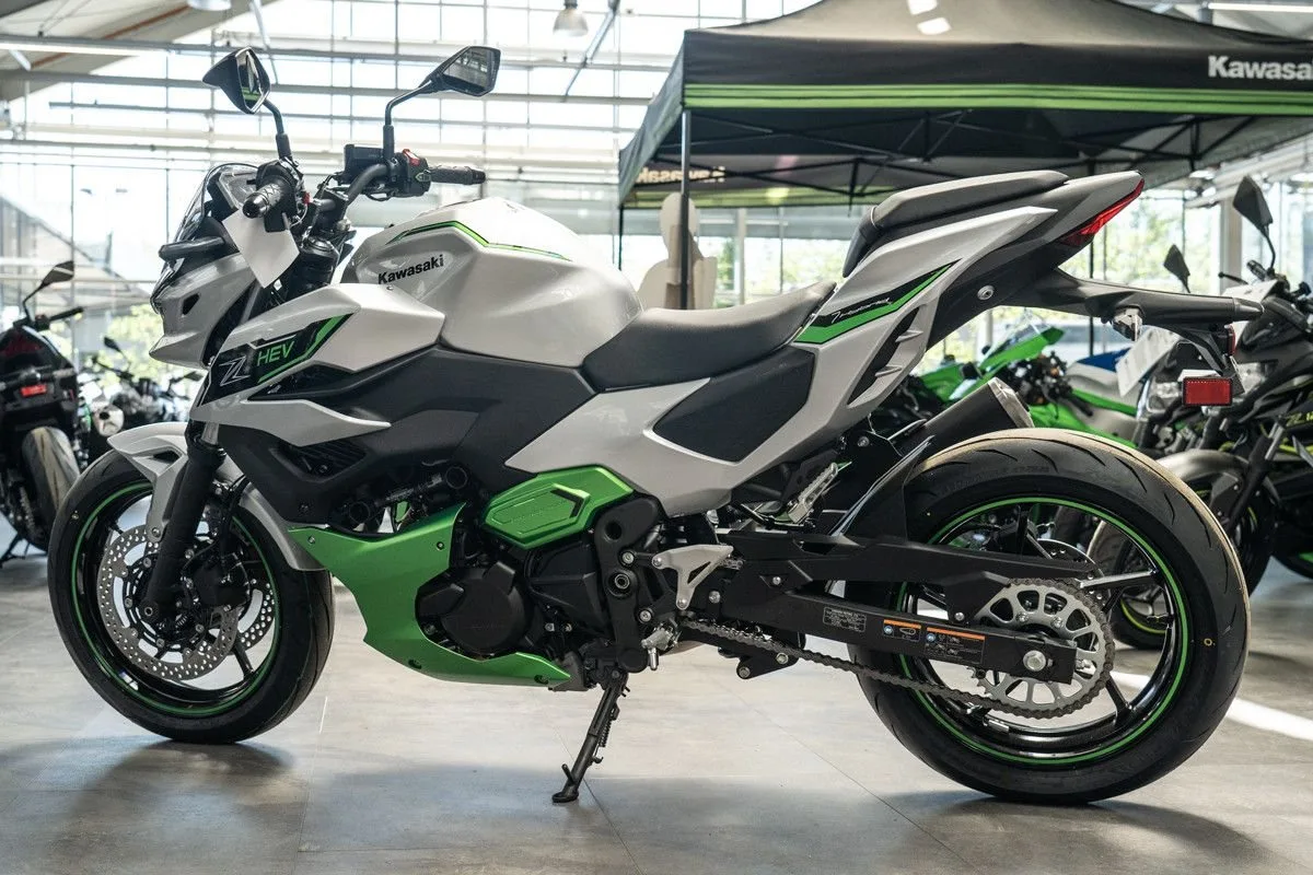 Kawasaki Z7 Hybrid