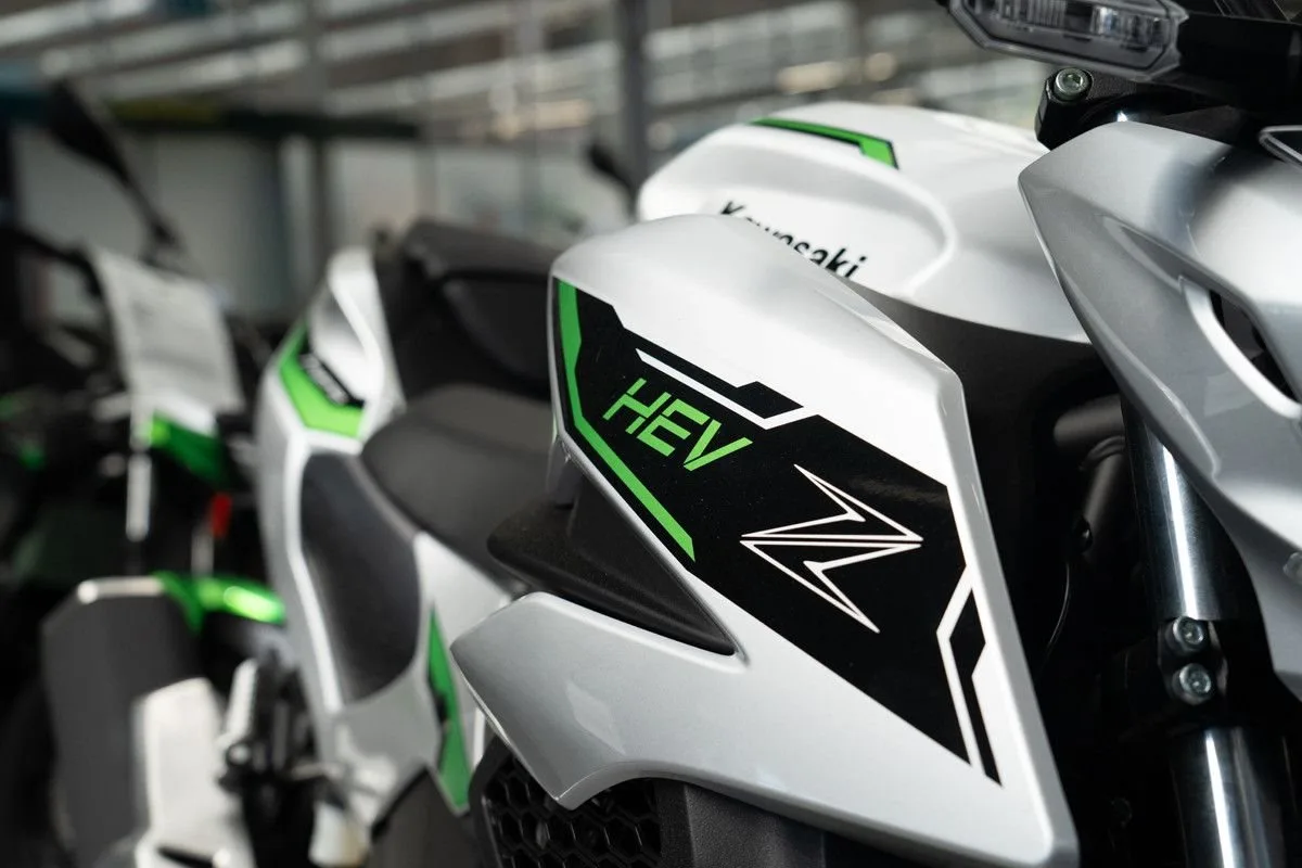 Kawasaki Z7 Hybrid