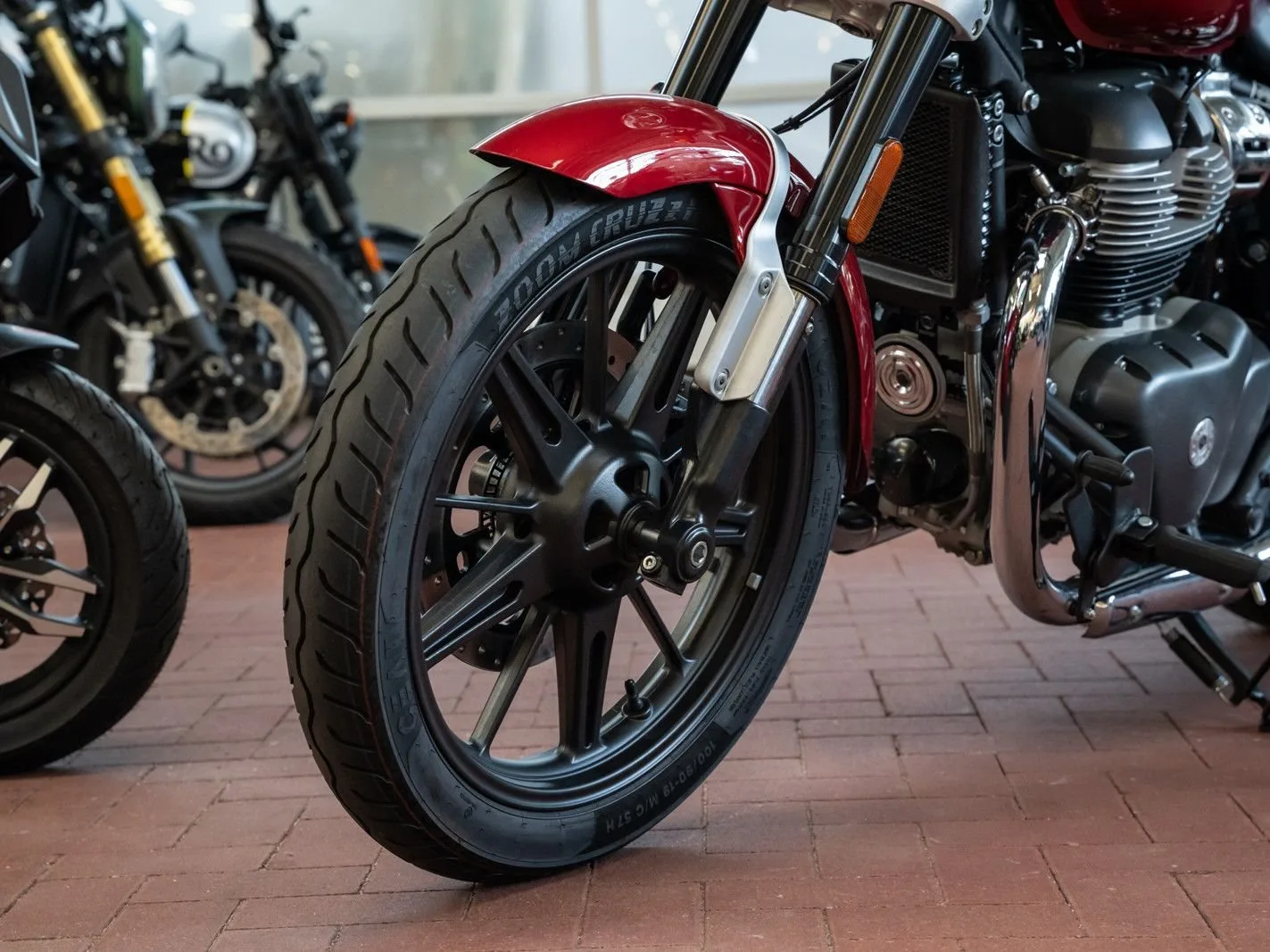 Royal Enfield Super Meteor 650