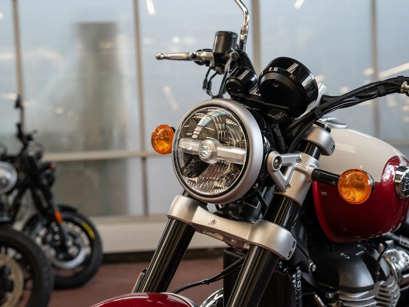 Royal Enfield Super Meteor 650
