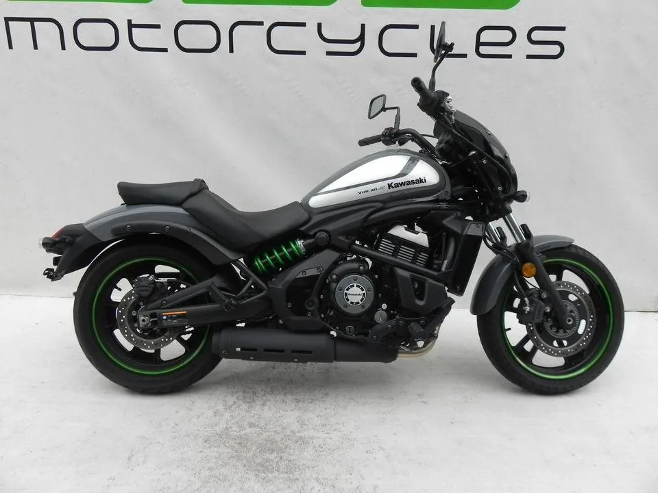 Kawasaki Vulcan S Cafe
