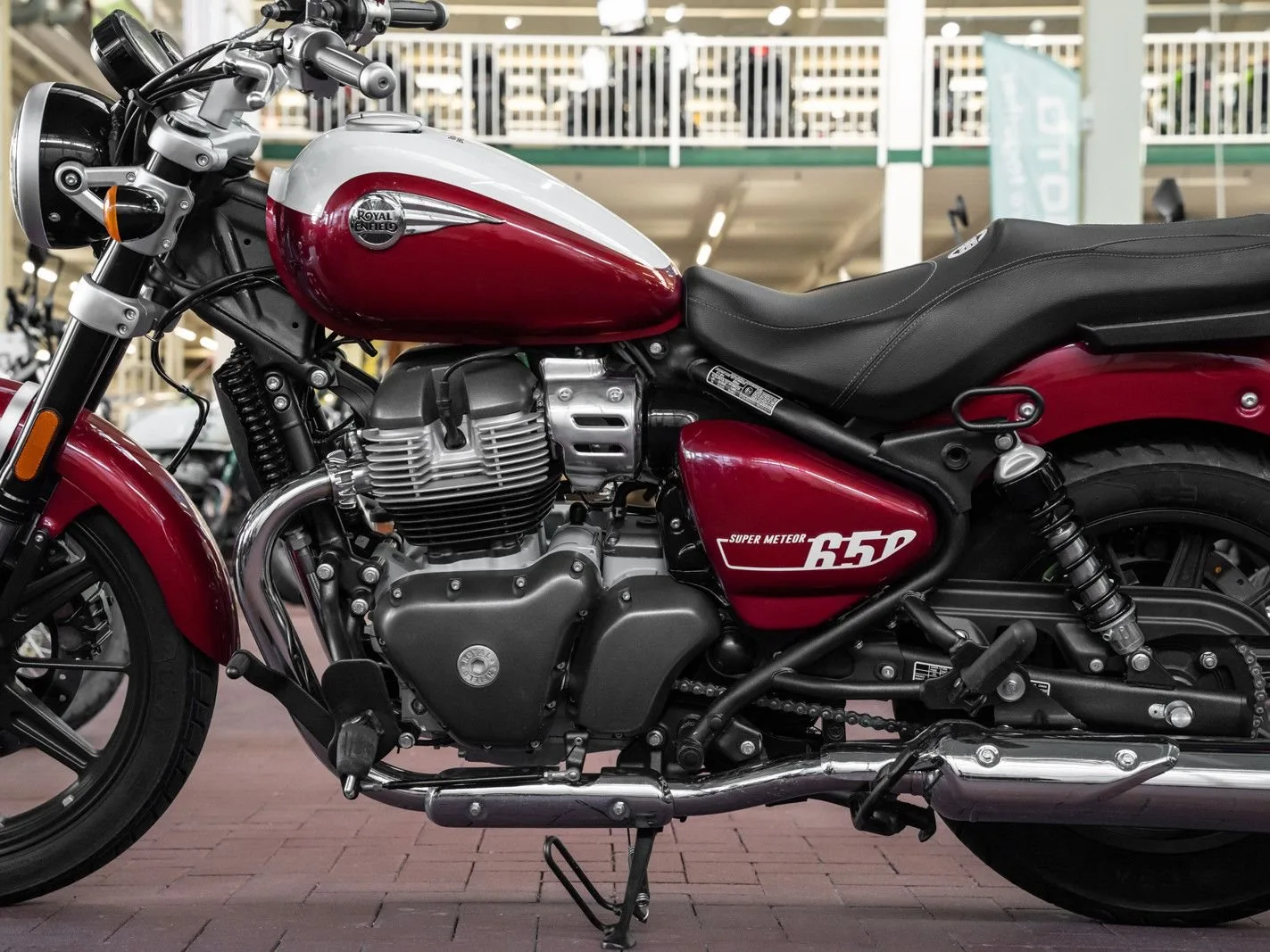Royal Enfield Super Meteor 650