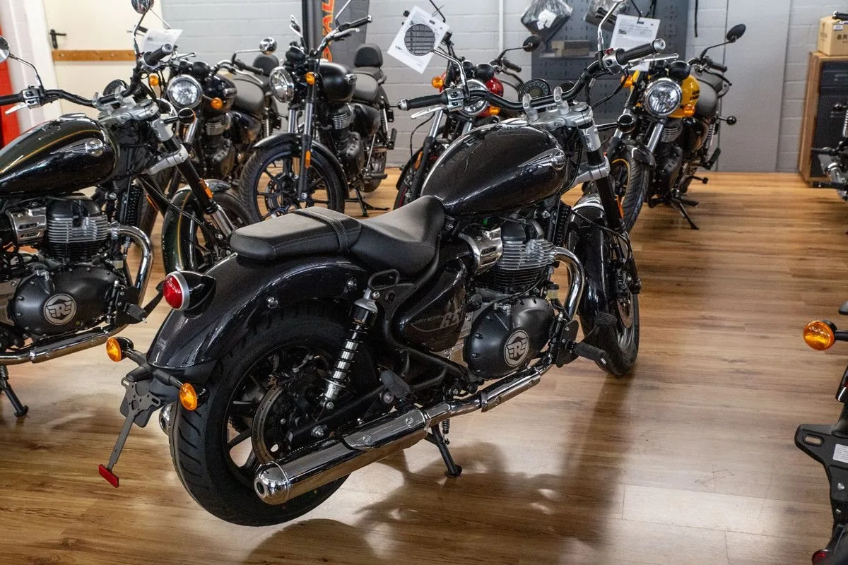 Royal Enfield Super Meteor 650