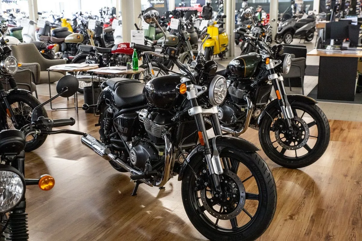 Royal Enfield Super Meteor 650