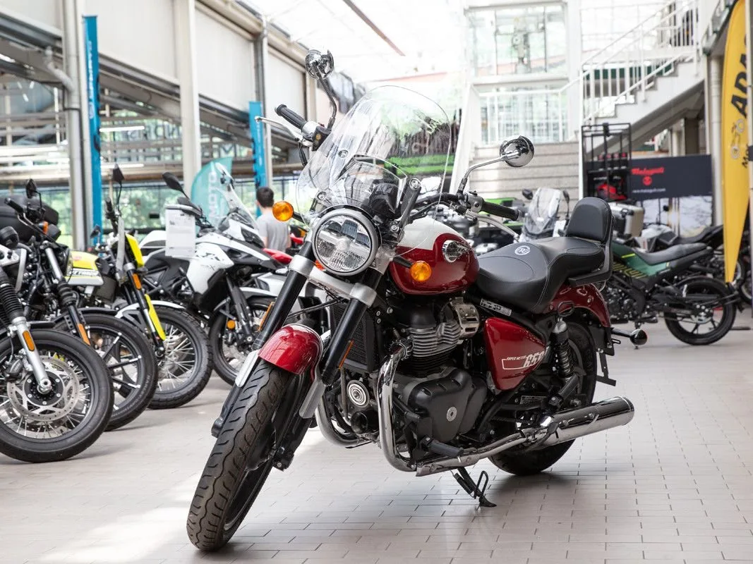 Royal Enfield Super Meteor 650