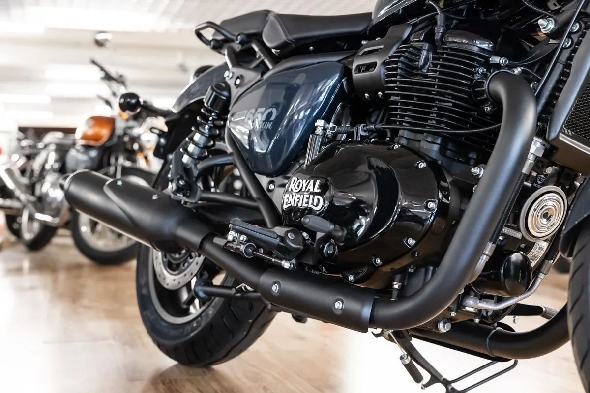Royal Enfield Shotgun 650