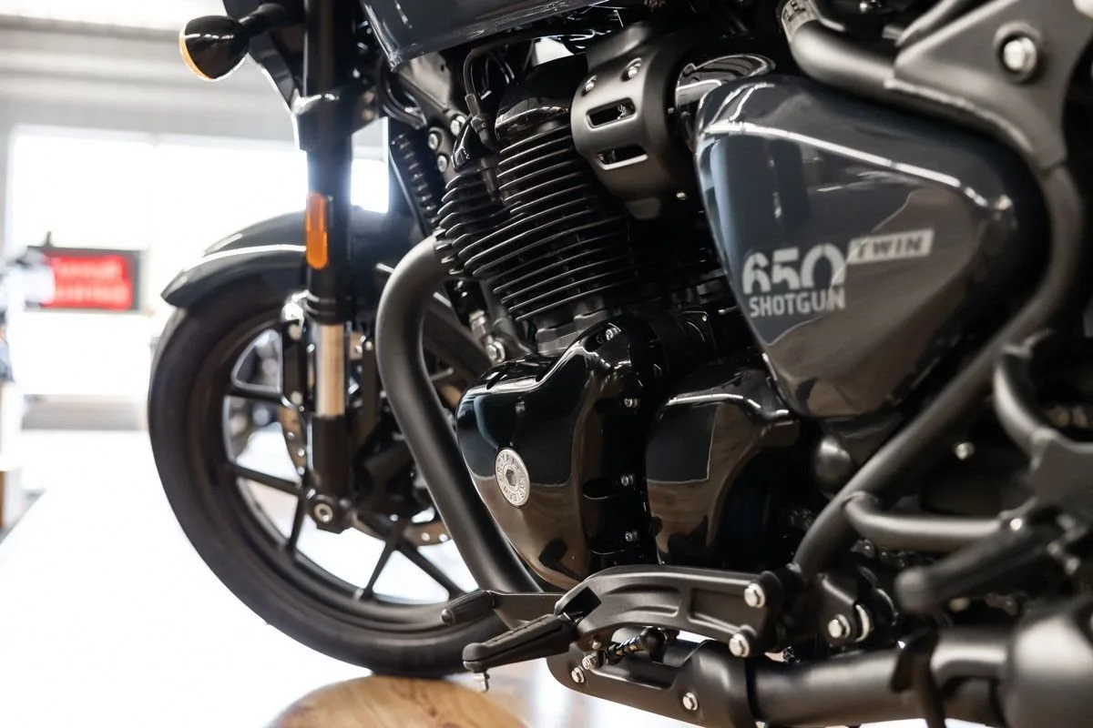 Royal Enfield Shotgun 650