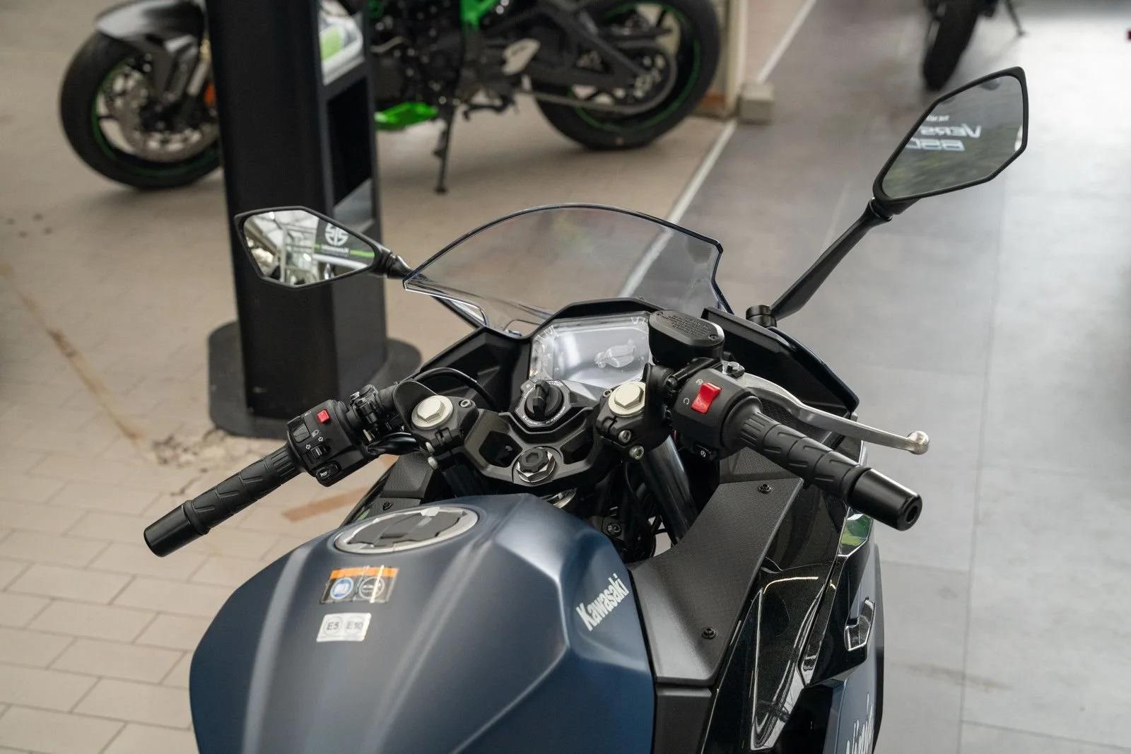 Kawasaki Ninja 500 SE