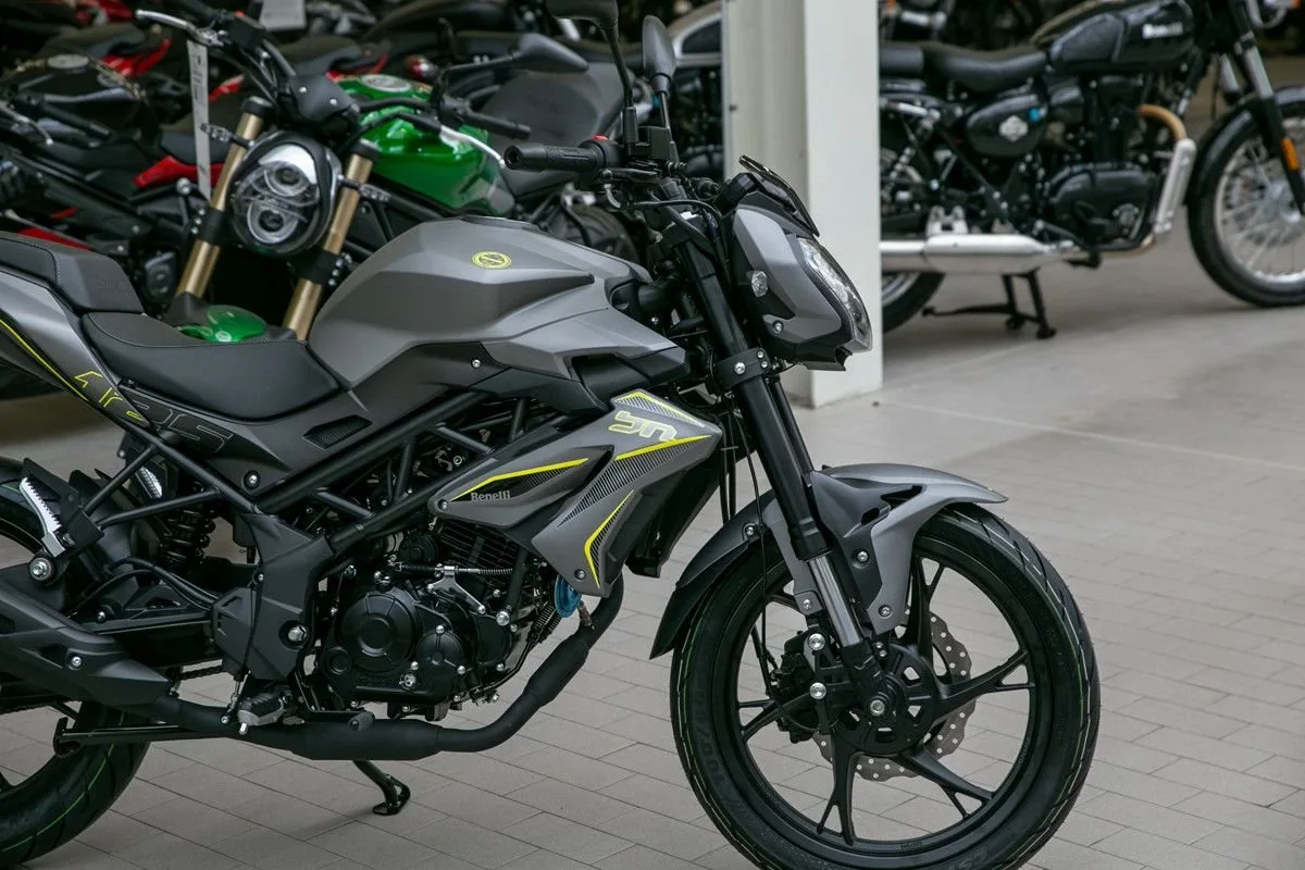 Benelli BN 125