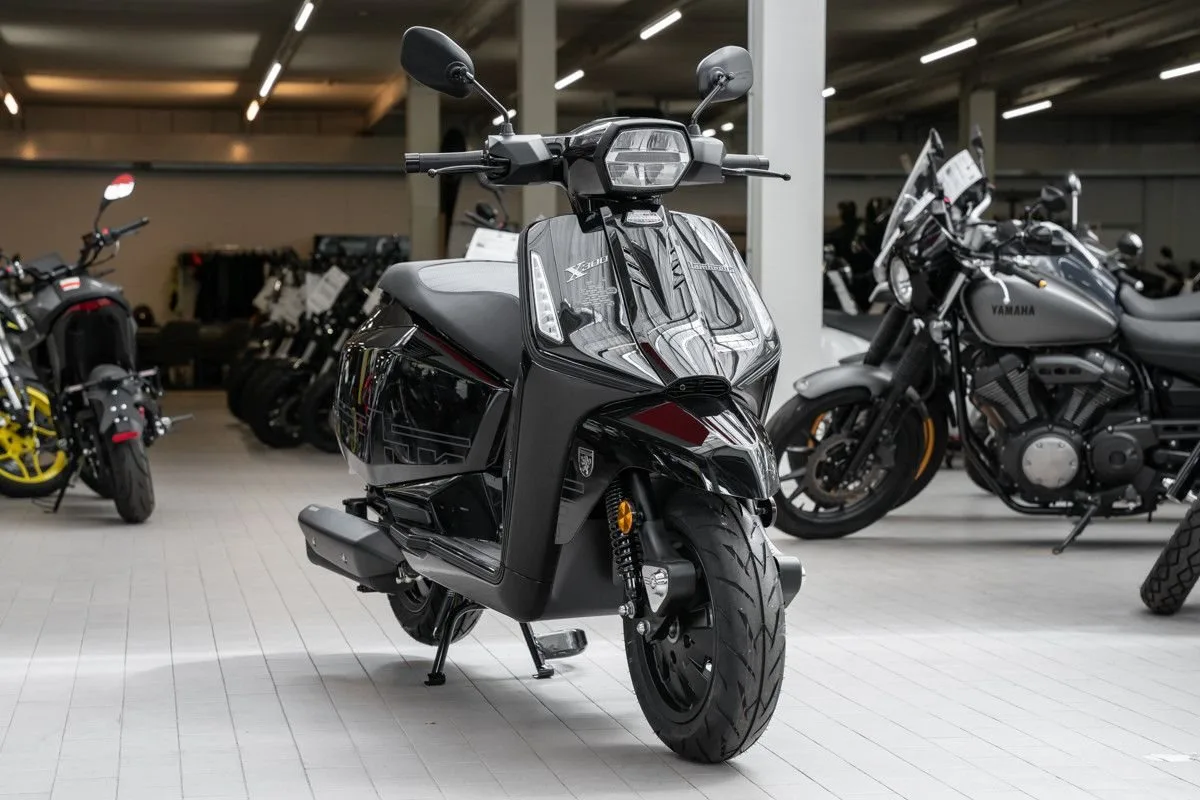 Lambretta X300 GP
