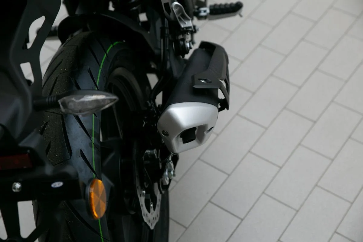 Benelli BN 125