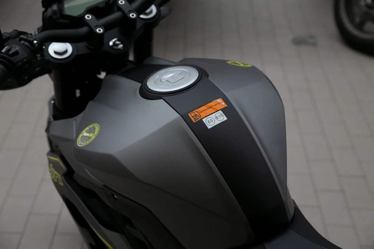 Benelli BN 125