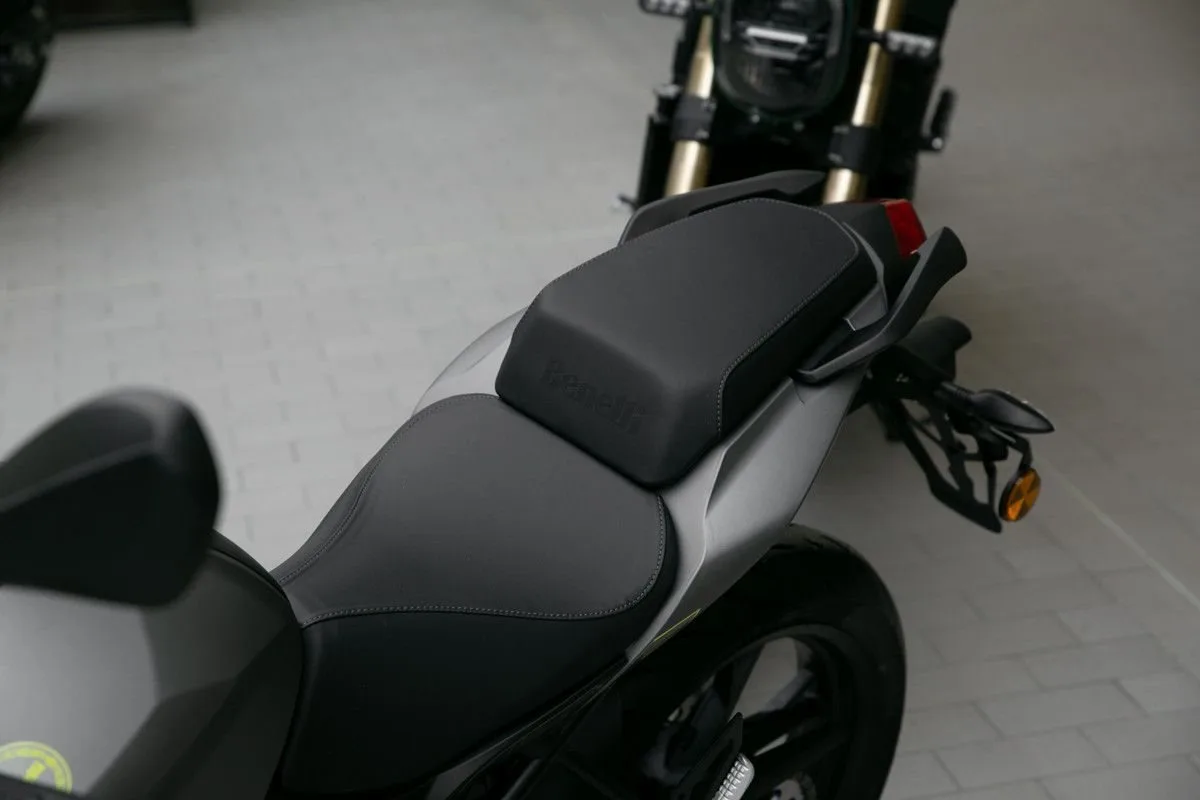 Benelli BN 125