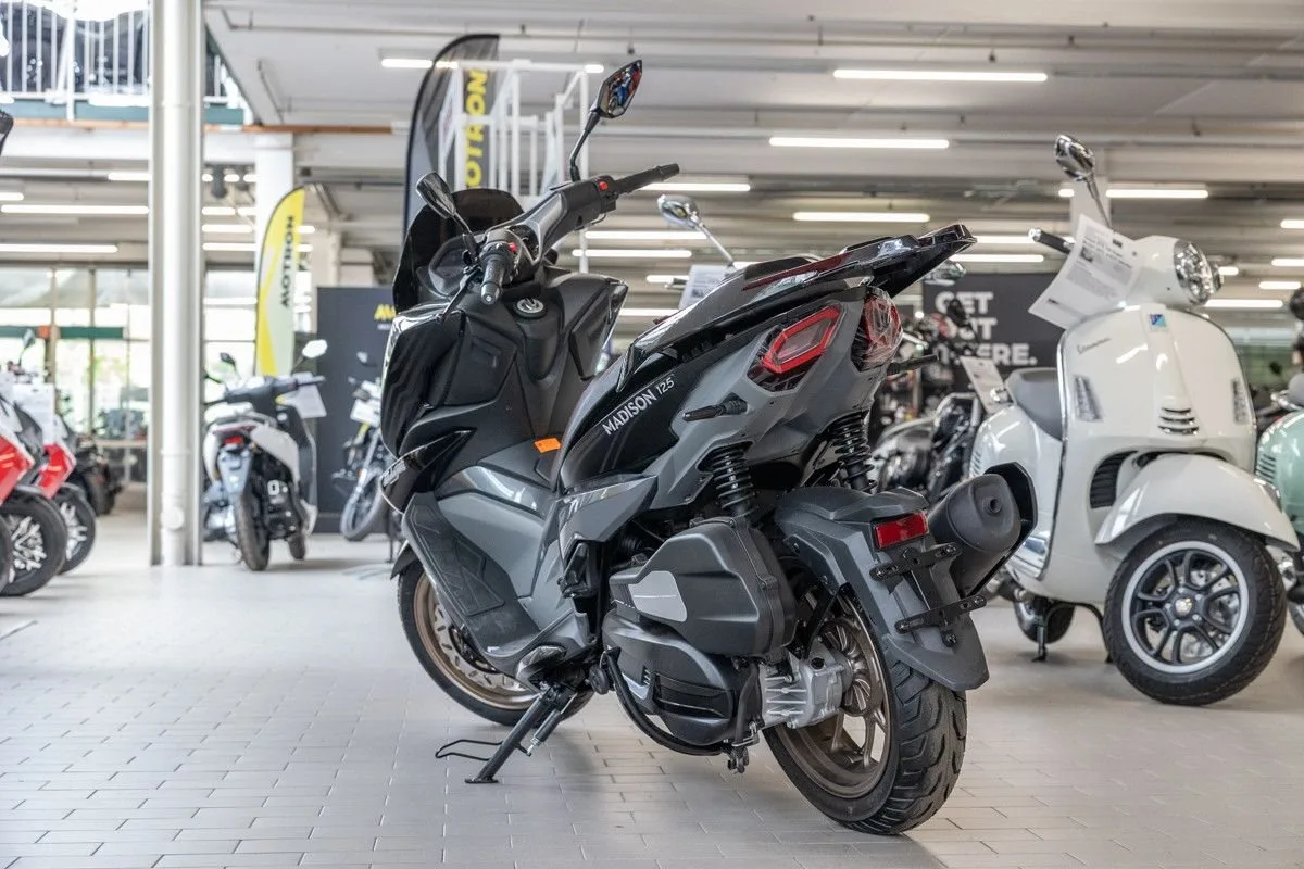Malaguti Madison 125