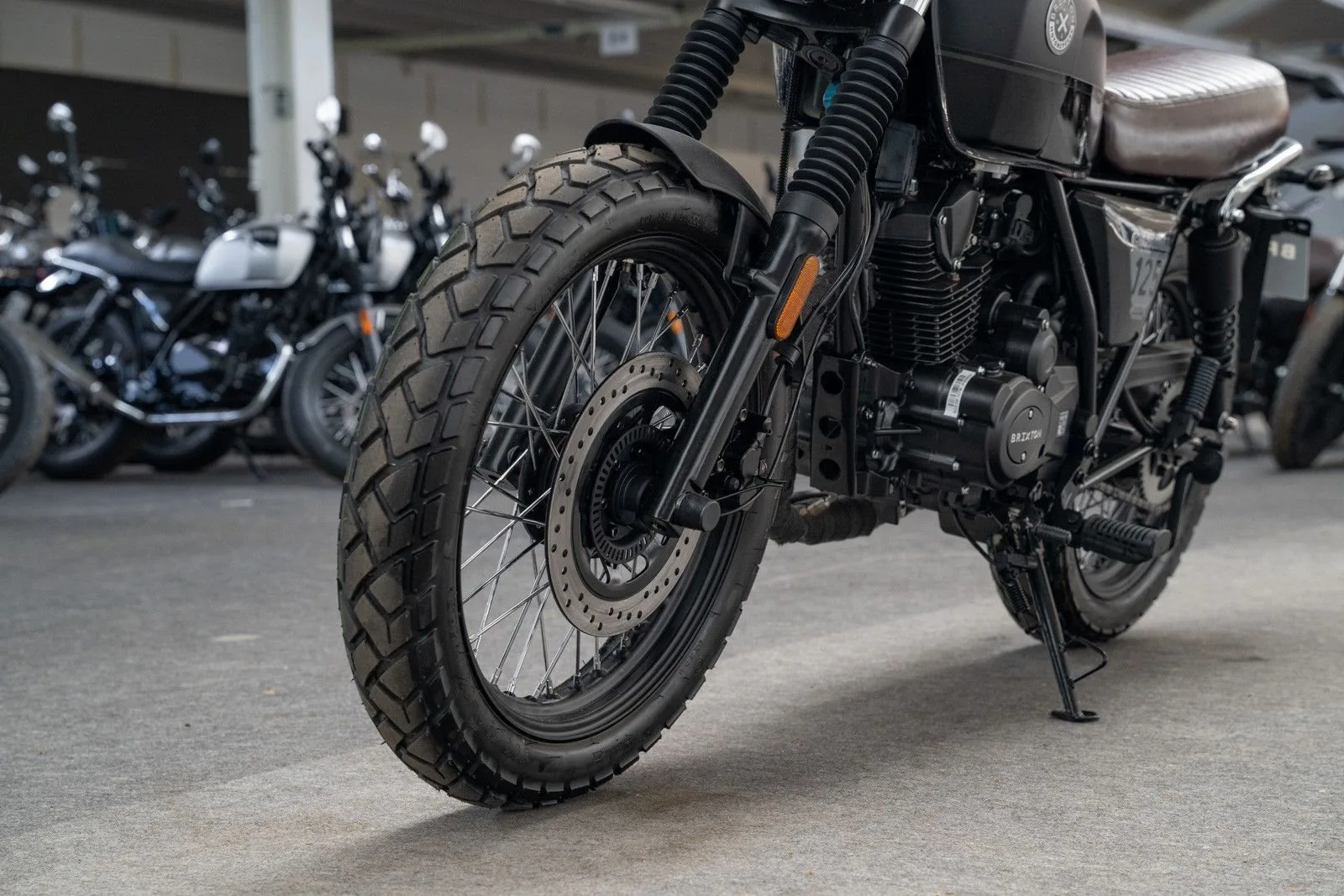 Brixton Cromwell 125