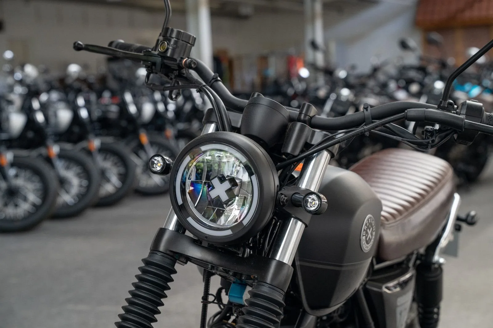 Brixton Cromwell 125