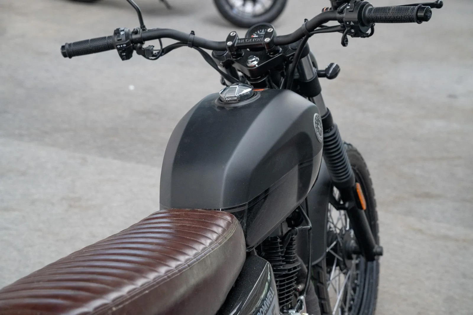 Brixton Cromwell 125