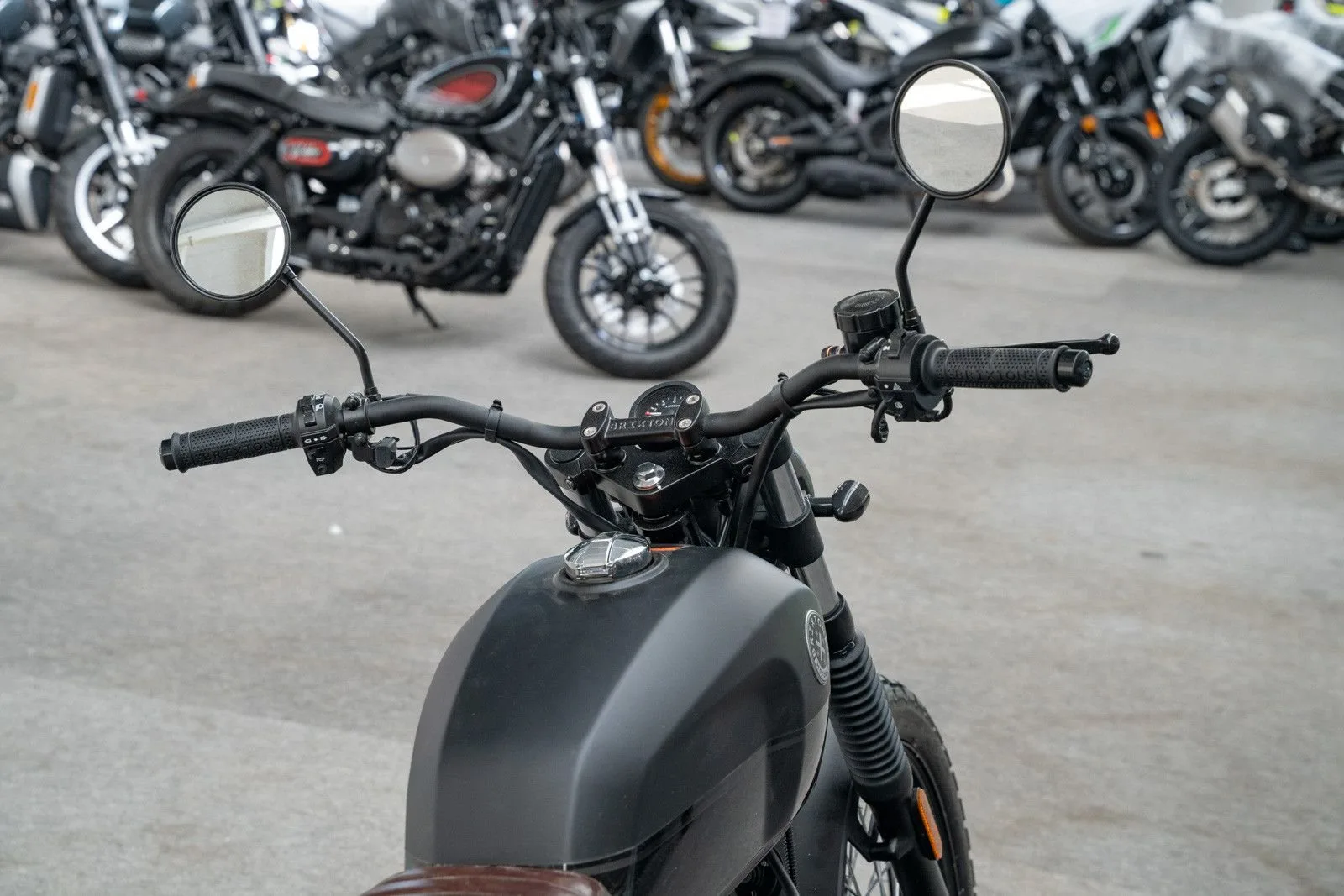 Brixton Cromwell 125