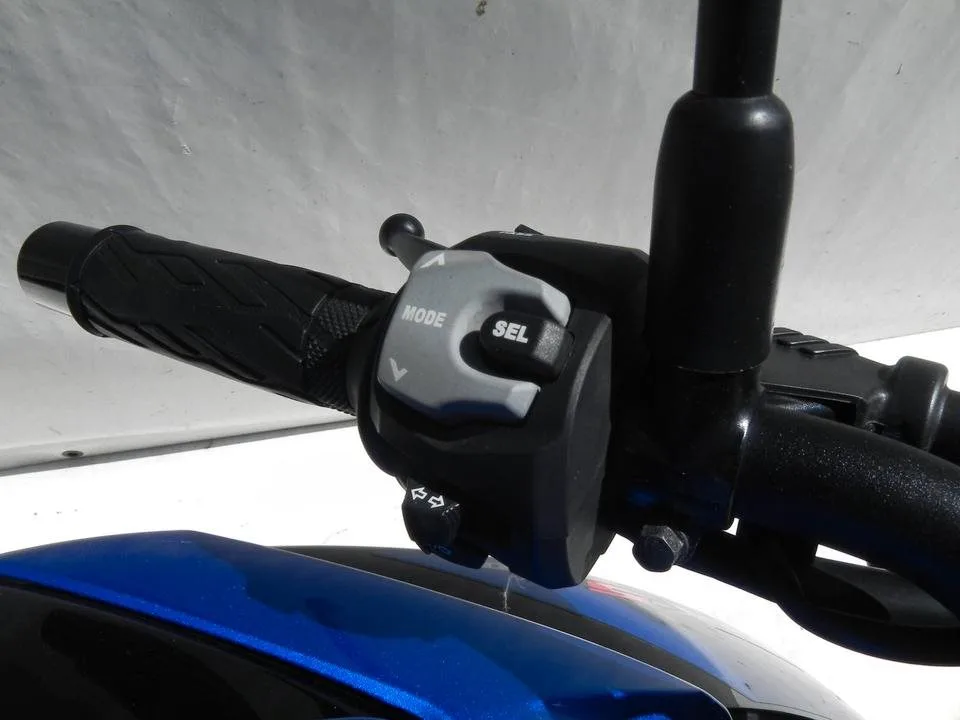 Suzuki GSX-S750
