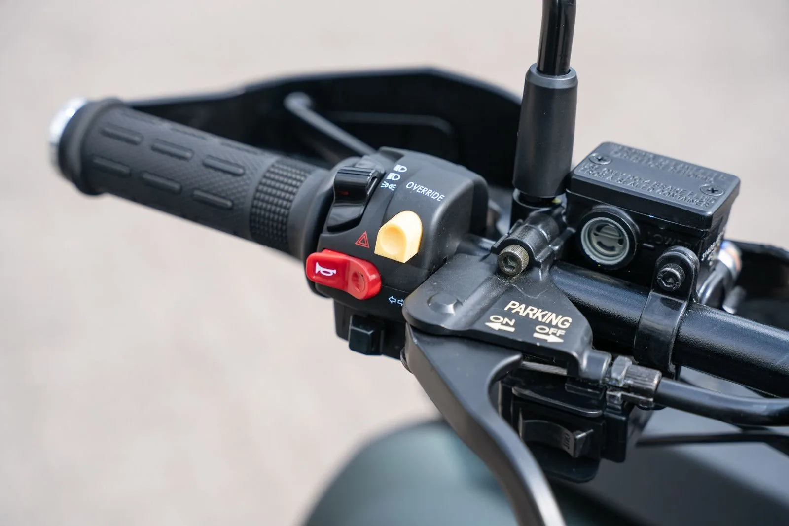 Access Shade Sport Plus 860