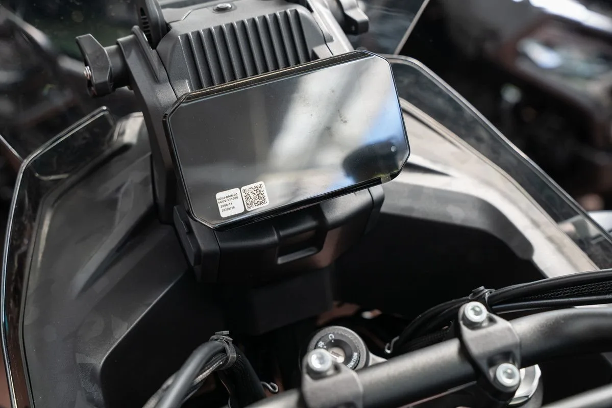CFMOTO 700MT