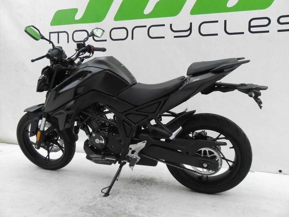 Voge R125 S