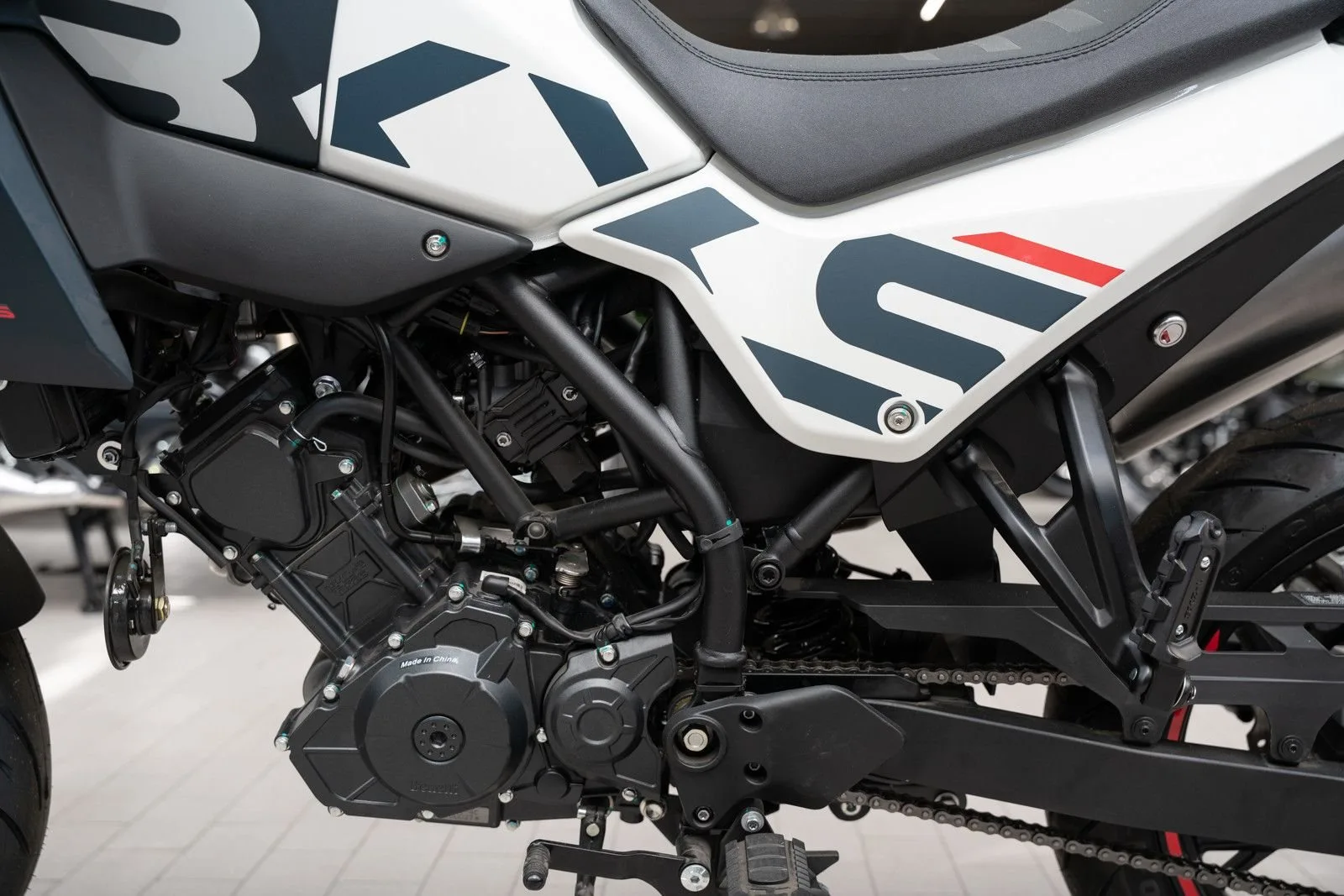 Benelli BKX 125 S