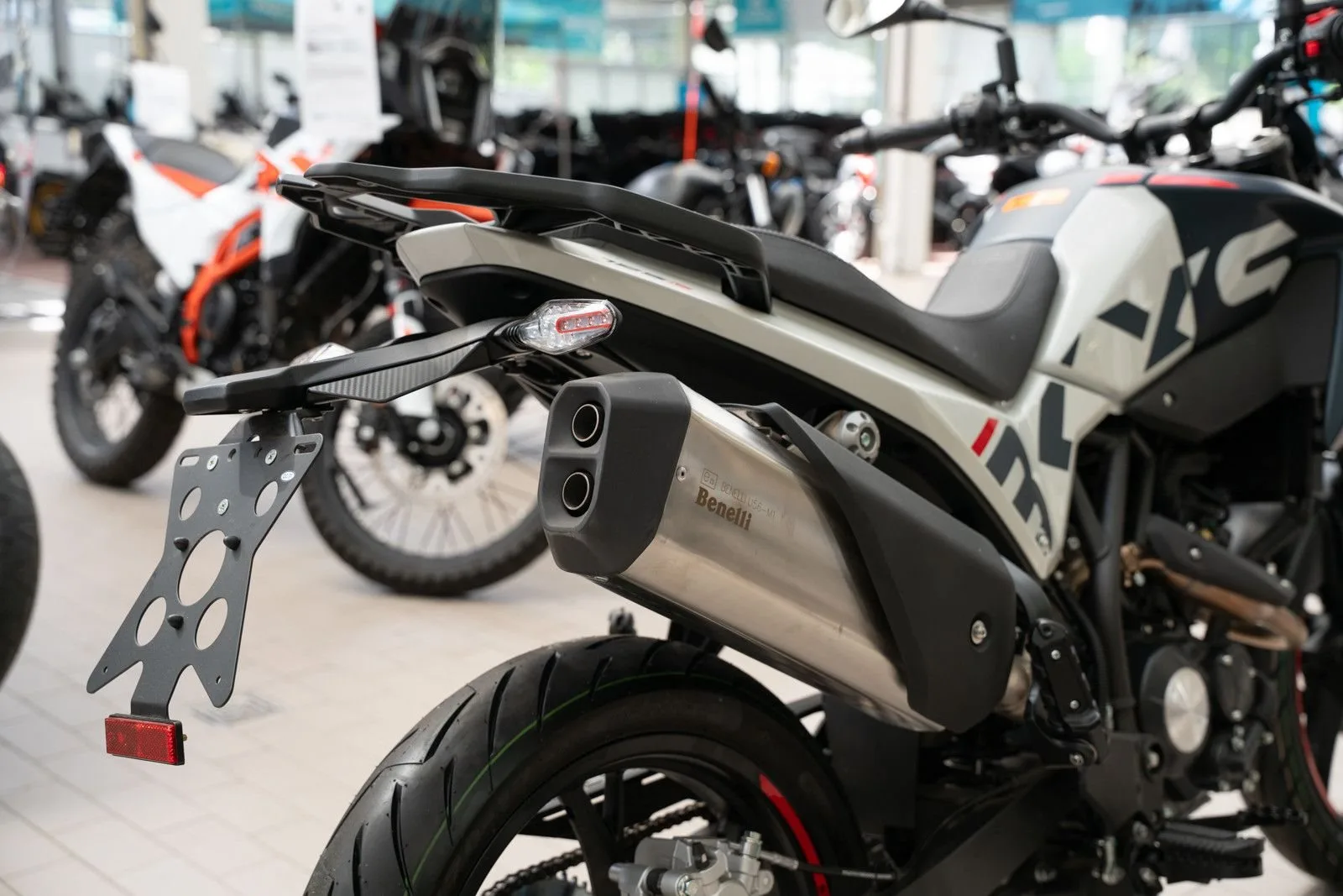Benelli BKX 125 S